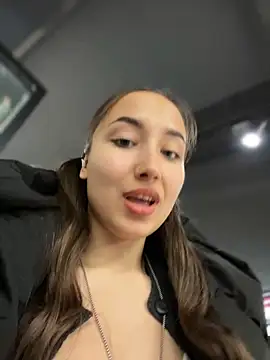 VelvetVixenI online show from 16, 12, 2025