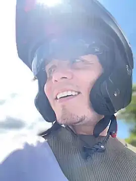 adam-rivera online show from 21, 9, 2025