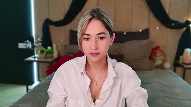 Teresa Stane online show from 22, 3, 2025