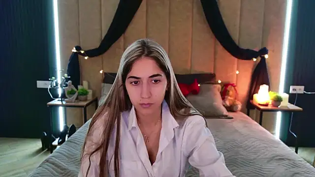 Teresa Stane online show from 5, 3, 2025