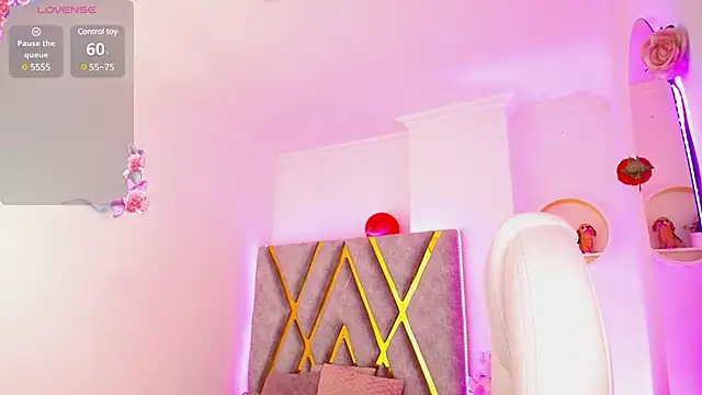 Aurora Brownn online show from 11, 3, 2025