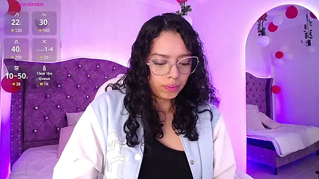 Aurora Brownn online show from 17, 3, 2025