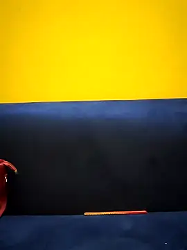 Snapshot of Haniya-143 chatting on 9, 10, 2025 Haniya-143 online show from 9, 10, 2025