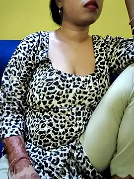 Snapshot of Haniya-143 chatting on 13, 9, 2025 Haniya-143 online show from 13, 9, 2025