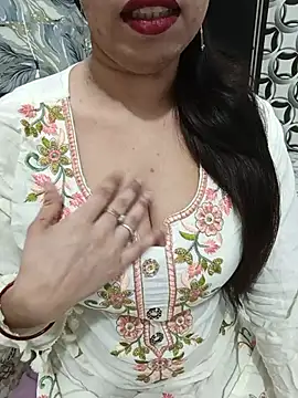 Haniya-143 online show from 25, 6, 2026
