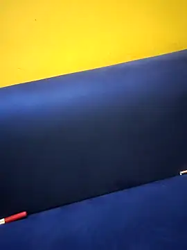 Snapshot of Haniya-143 chatting on 13, 10, 2025 Haniya-143 online show from 13, 10, 2025