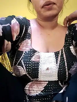 Snapshot of Haniya-143 chatting on 17, 9, 2025 Haniya-143 online show from 17, 9, 2025