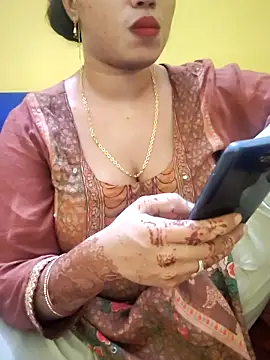 Snapshot of Haniya-143 chatting on 13, 9, 2025 Haniya-143 online show from 13, 9, 2025