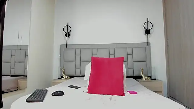 JEFFREY COTTOM online show from 5, 2, 2026