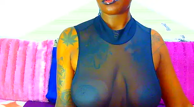 TattoedGoddessxx online show from 5, 2, 2025