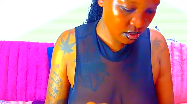 TattoedGoddessxx online show from 3, 2, 2025