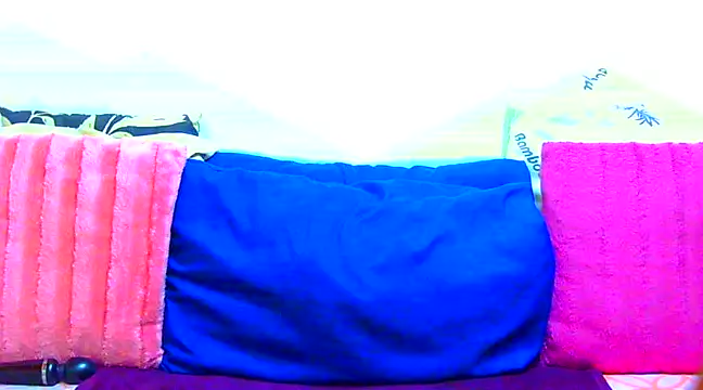 TattoedGoddessxx online show from 8, 3, 2025