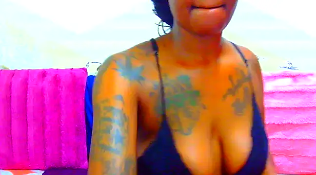 TattoedGoddessxx online show from 6, 2, 2025