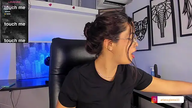 Ariana Pierce online show from 22, 2, 2025