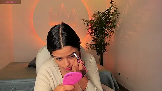 Ariana Pierce online show from 28, 11, 2025