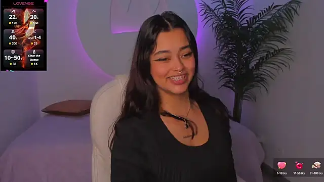 Ariana Pierce online show from 6, 11, 2025