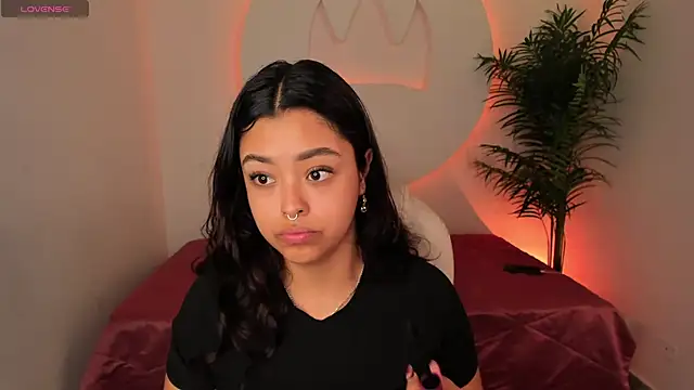 Snapshot of Ariana_Pierce chatting on 14, 12, 2025 Ariana Pierce online show from 14, 12, 2025