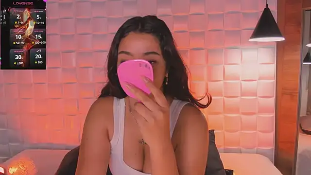 Ariana Pierce online show from 11, 9, 2025