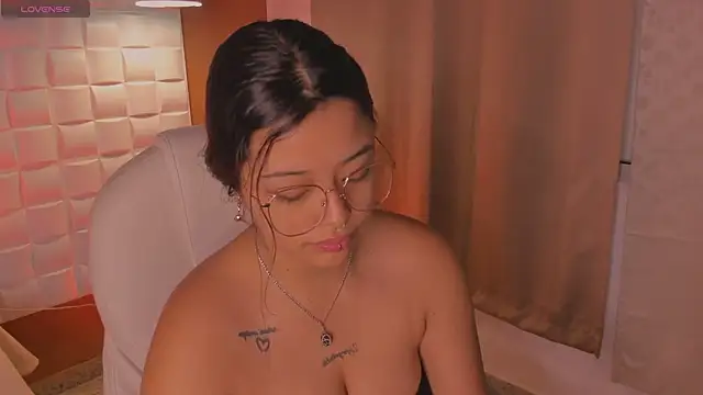 Ariana Pierce online show from 22, 9, 2025