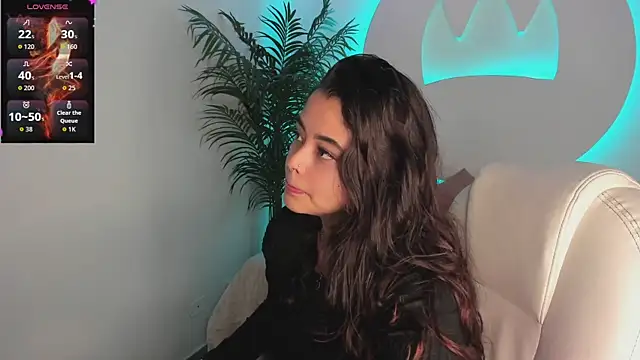 Ariana Pierce online show from 18, 10, 2025