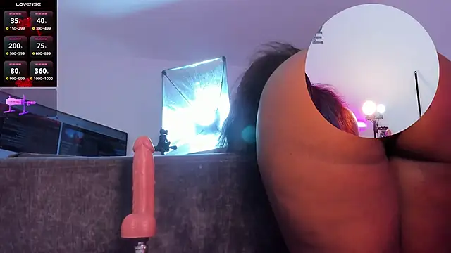 Snapshot of mia-brit chatting on 18, 3, 2025 mia-brit online show from 18, 3, 2025