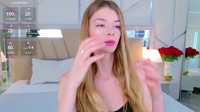 MeganMour online show from 20, 4, 2026