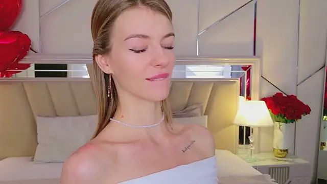 MeganMour online show from 15, 2, 2026