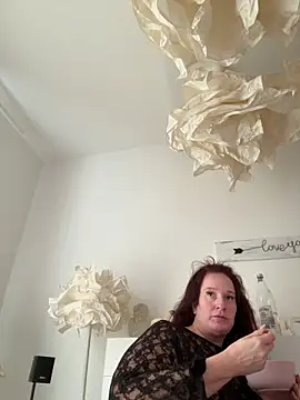 Engel mia online show from 7, 5, 2026