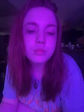 bree4205 online show from 31, 12, 2024