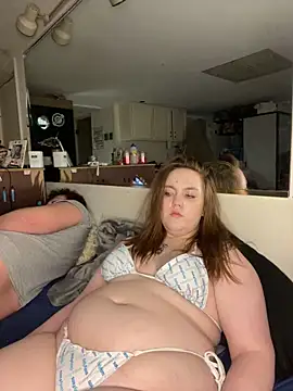 bree4205 online show from 7, 2, 2025