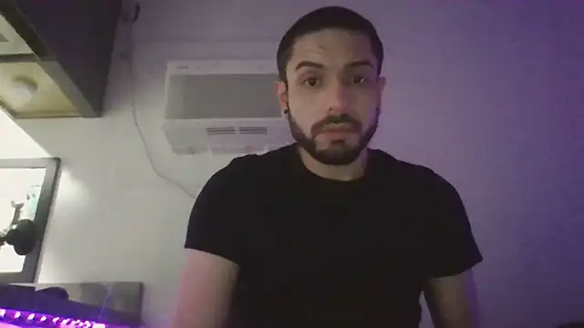 Snapshot of DerekPerez2025 chatting on 7, 2, 2025 DerekPerez2025 online show from 7, 2, 2025