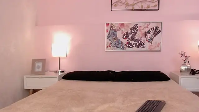 sara17  online show from 10, 1, 2026