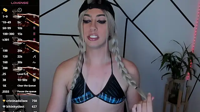 Snapshot of ashley_sans2000 chatting on 22, 9, 2025 ashley sans2000 online show from 22, 9, 2025