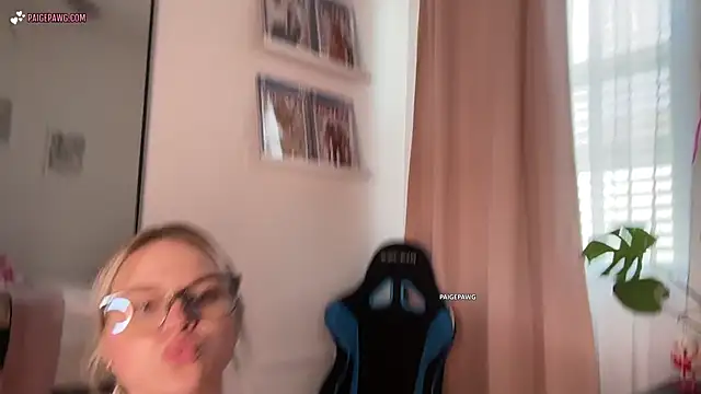 Snapshot of PaigePawg chatting on 9, 2, 2026 PaigePawg online show from 9, 2, 2026