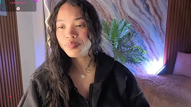 Snapshot of penelope_tay1 chatting on 30, 5, 2026 penelope tay1 online show from 30, 5, 2026