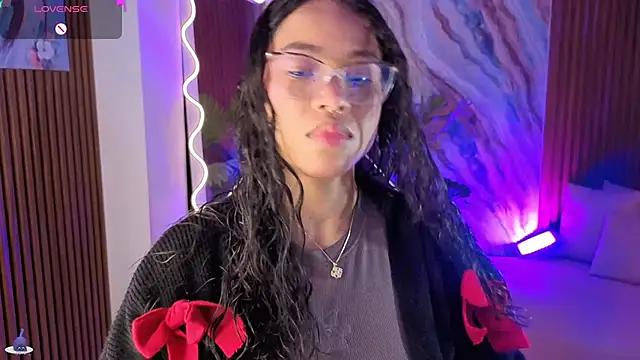Snapshot of penelope_tay1 chatting on 3, 5, 2026 penelope tay1 online show from 3, 5, 2026