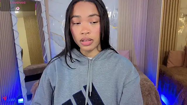 Snapshot of penelope_tay1 chatting on 23, 4, 2026 penelope tay1 online show from 23, 4, 2026