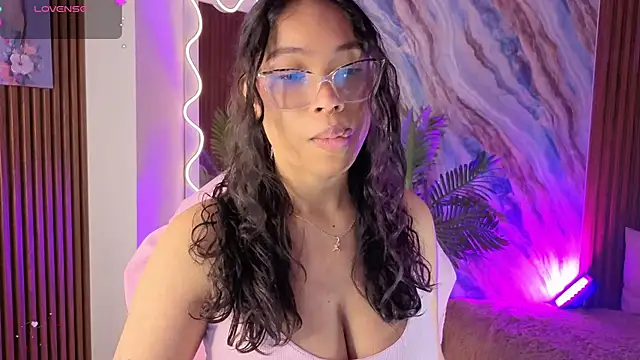 Snapshot of penelope_tay1 chatting on 6, 6, 2026 penelope tay1 online show from 6, 6, 2026