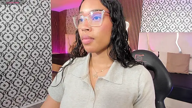 penelope tay1 online show from 4, 2, 2026