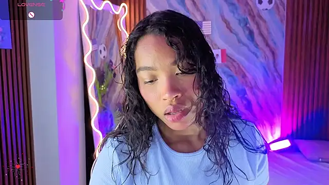 Snapshot of penelope_tay1 chatting on 7, 7, 2026 penelope tay1 online show from 7, 7, 2026