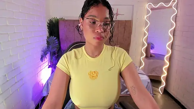 penelope tay1 online show from 6, 11, 2025