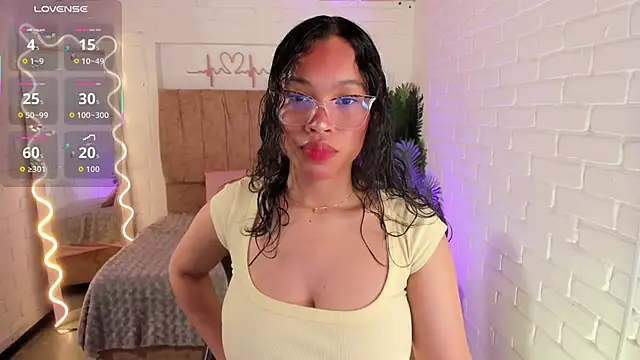 penelope tay1 online show from 24, 10, 2025