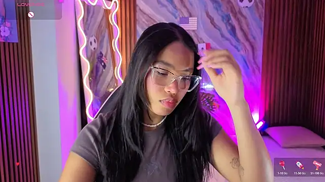 Snapshot of penelope_tay1 chatting on 18, 7, 2026 penelope tay1 online show from 18, 7, 2026