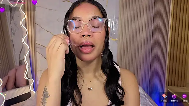 penelope tay1 online show from 29, 3, 2026