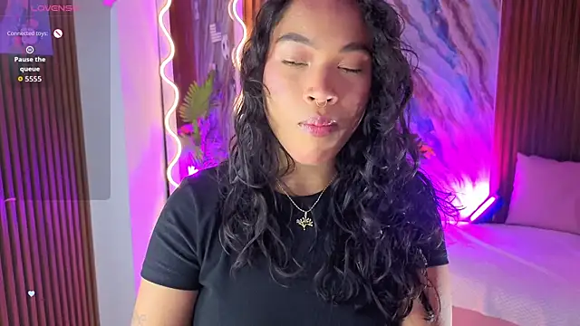 Snapshot of penelope_tay1 chatting on 13, 7, 2026 penelope tay1 online show from 13, 7, 2026