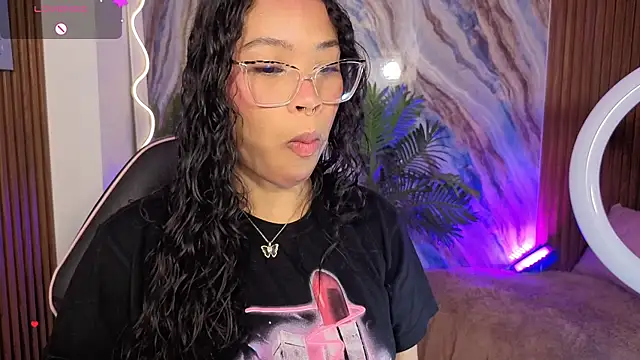 Snapshot of penelope_tay1 chatting on 1, 6, 2026 penelope tay1 online show from 1, 6, 2026