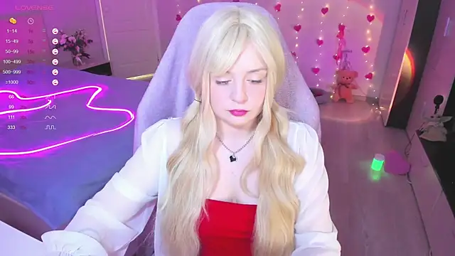 Amy honey angel online show from 20, 3, 2025