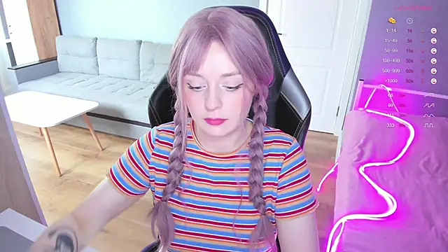 Amy honey angel online show from 26, 9, 2025