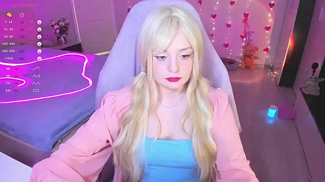 Amy honey angel online show from 18, 3, 2025