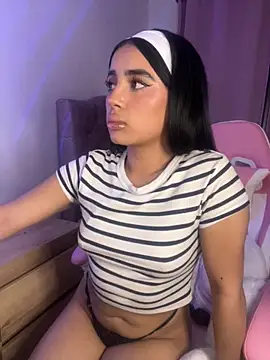 Emily-14 online show from 13, 11, 2025